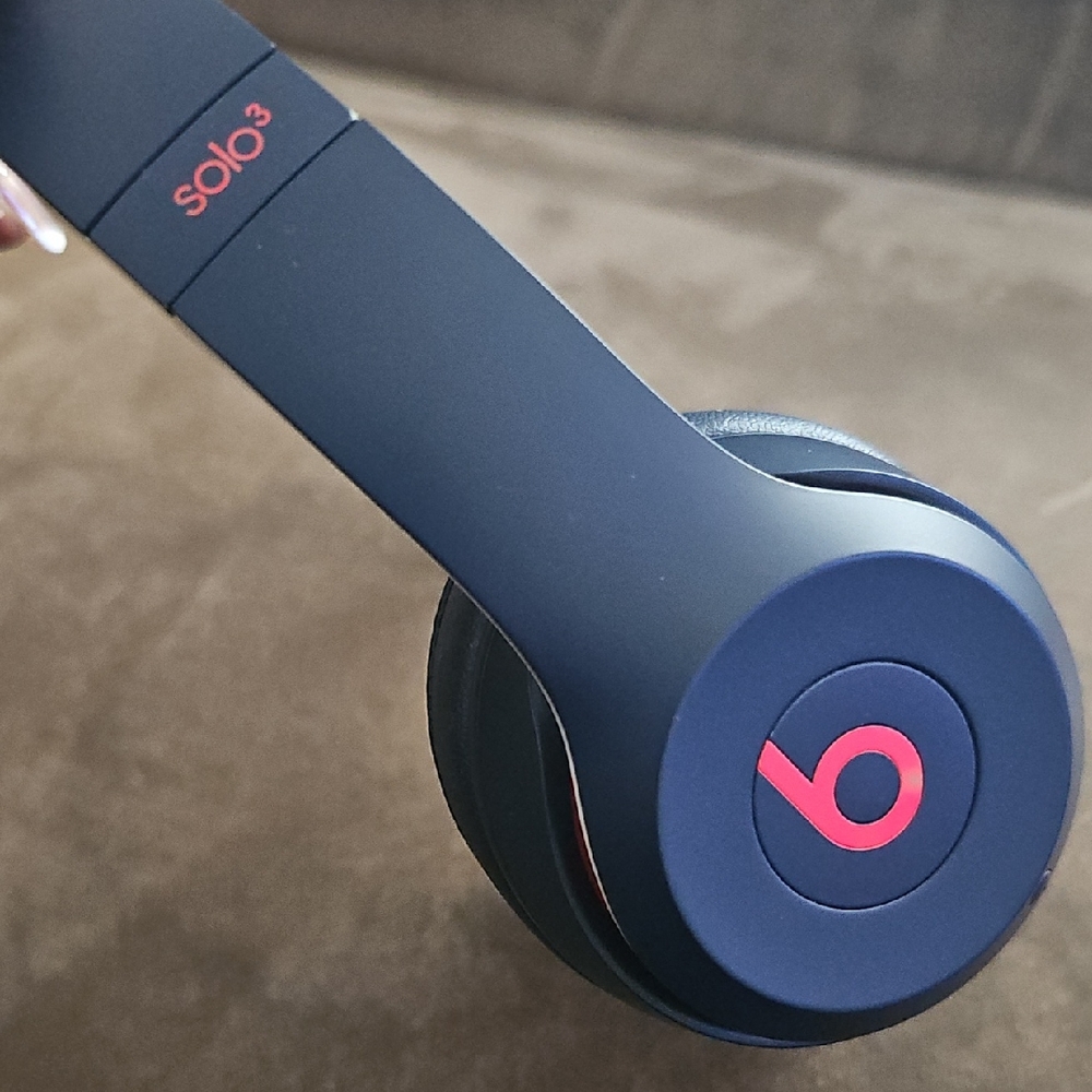 🎧EUC Beats by Dre Solo³ On-Ear Headphones (Club Navy) with Case